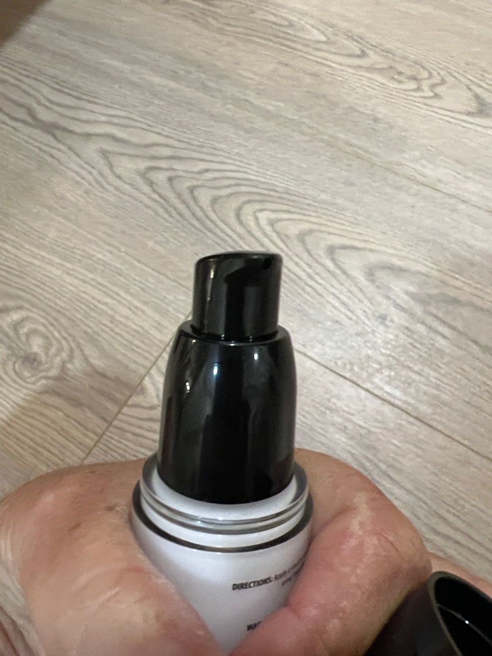 Studio Hi-Def Advanced Primer - White - Picture 4 of 5